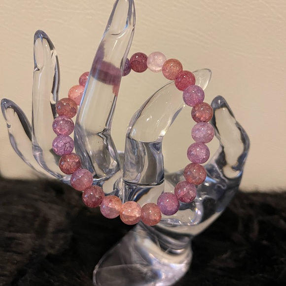 Cute Beaded Bracelet - Picture 3 of 3